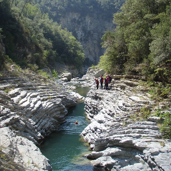 Aquatic hike in Roya