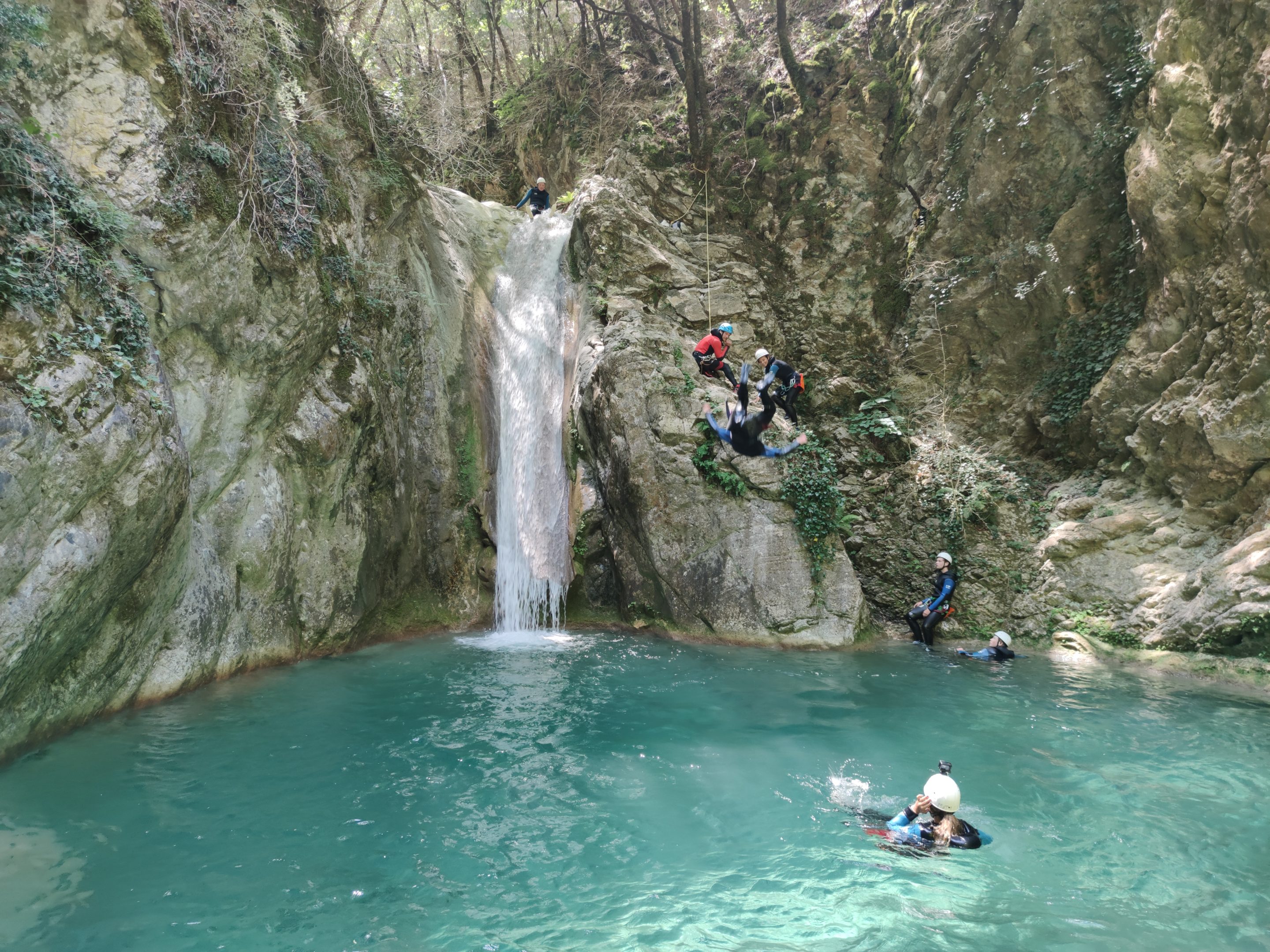 Canyon Carleva Inférieur saut eau nature sensations